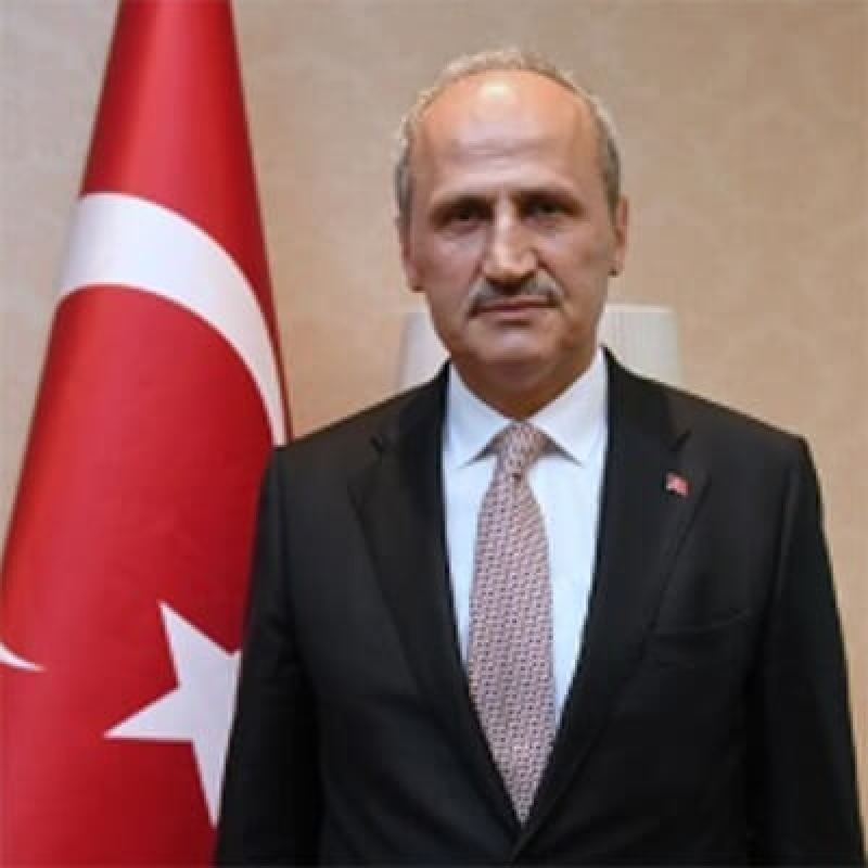 Cahit Turhan “İstanbul-Ankara  YHT  için çalışmalara başlayacağız