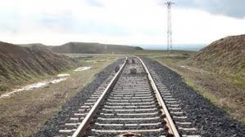 TCDD'nin Malatya - Elazığ Demiryolu Projesi için ÇED Olumlu Kararı Verilmesi Bekleniyor

