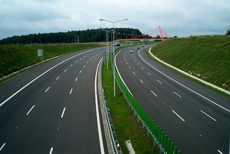 Polonya Devlet Yolları ve Otoyollar İdaresi “Siedlce  - Biała Podlaska” yolu  kapsamındaki 2  Kesim İhale için Sözleşme İmzaladı 