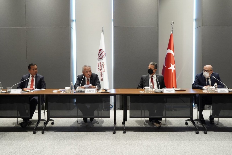 Endonezya Bayındırlık ve İskân Bakanı Hadimoeljono, Türkiye Müteahhitler Birliği'ni Ziyaret Etti